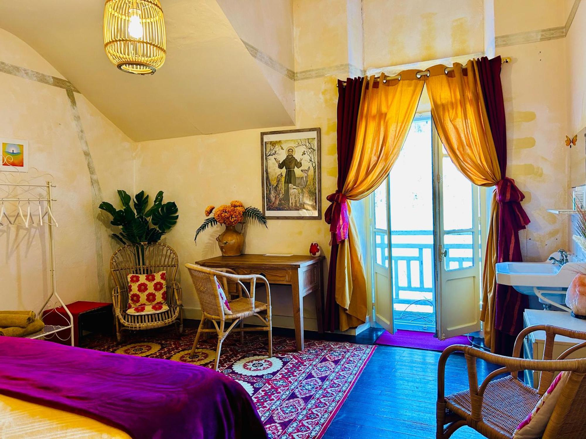 Bed and Breakfast Les Contes Fougax-et-Barrineuf Exterior foto